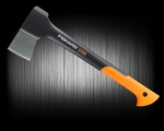 Плотницкий топор Fiskars X10